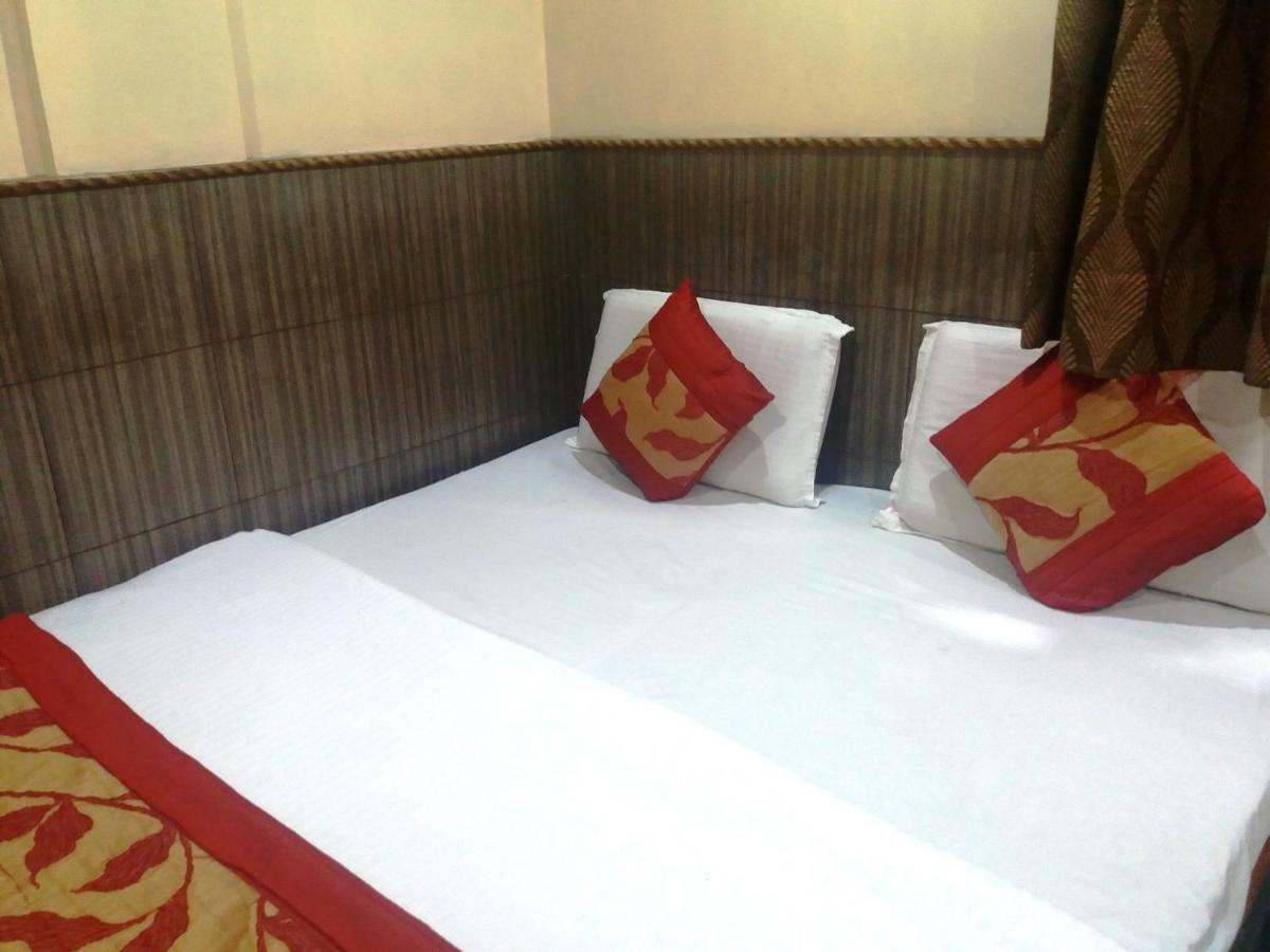 Hotel Roma Villa New Delhi Room photo